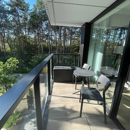 Shellter West Corner 117k 아파트