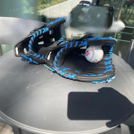 Shellter West Corner 117k Rogowo (Gryfice)