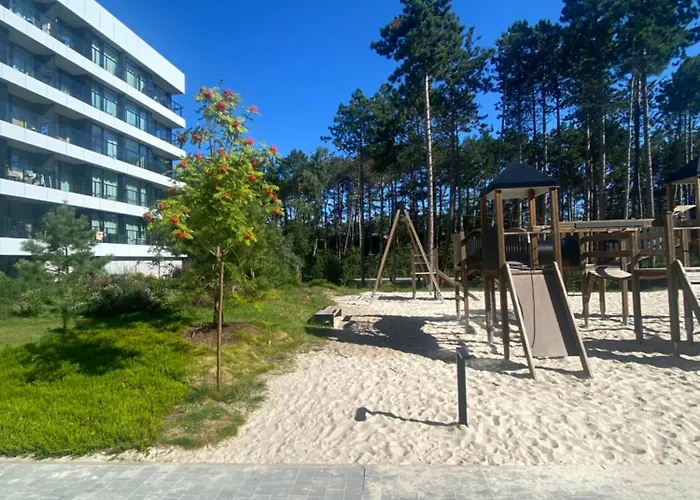 Shellter West Corner 117k Rogowo (Gryfice)